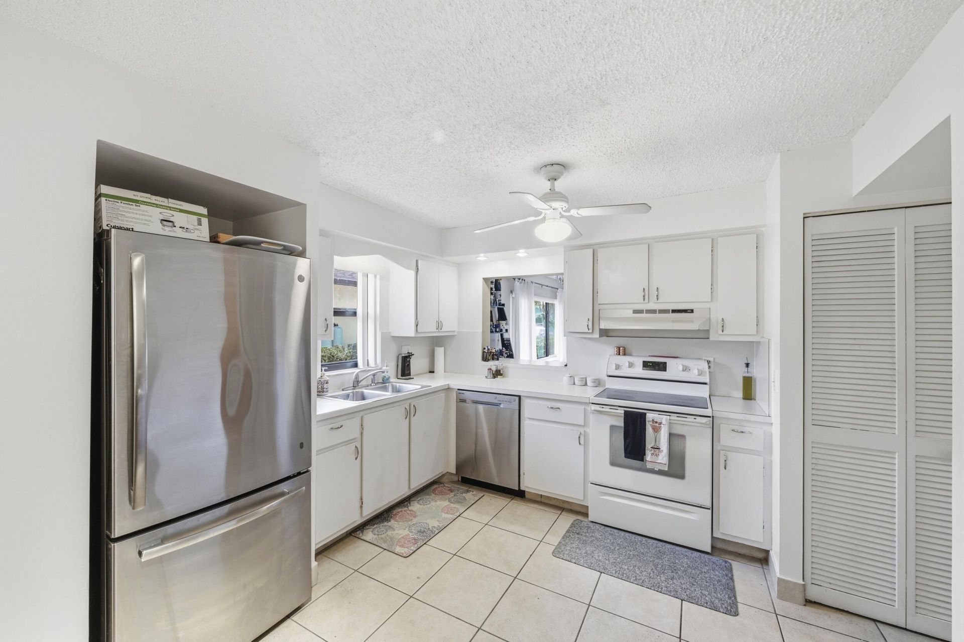 10222 Pine Drive, Boynton Beach, FL 33437 Photo