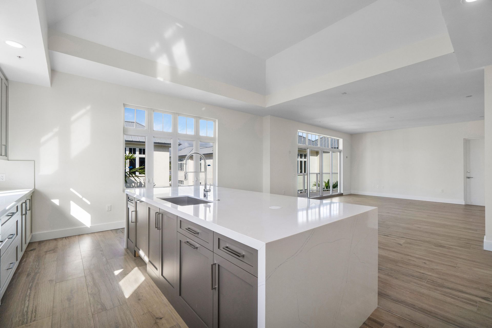 178 Lake Drive, Unit 4301, Palm Beach Shores, FL 33404 Photo