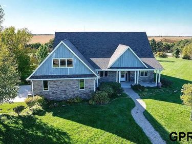 8184 S Buffalo Road , North Platte, NE 69101