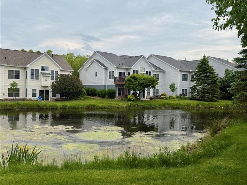 897 Stonewater Drive, Kent, OH 44240 Photo 5