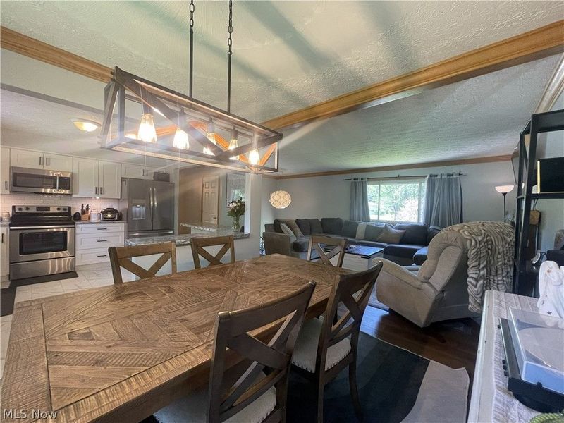 4581 Timothy Drive, Green, OH 44319 Photo 3