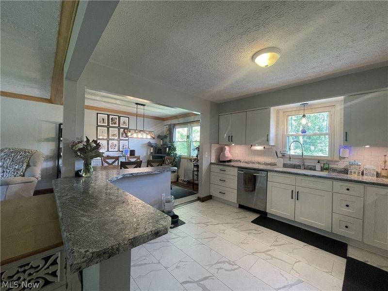 4581 Timothy Drive, Green, OH 44319 Photo 5