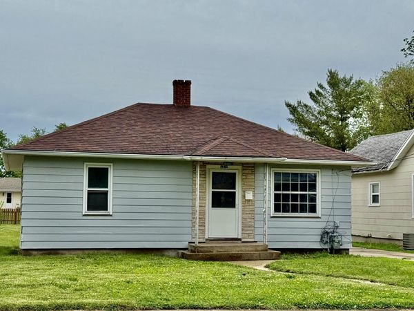 1352 Crosat Street, LaSalle, IL 61301