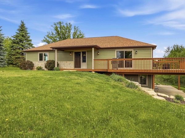 2 Concord Court, GALENA, IL 61036