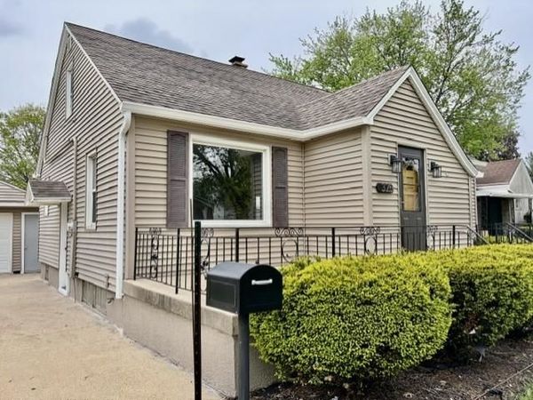 325 W 3rd Street, SPRING VALLEY, IL 61362