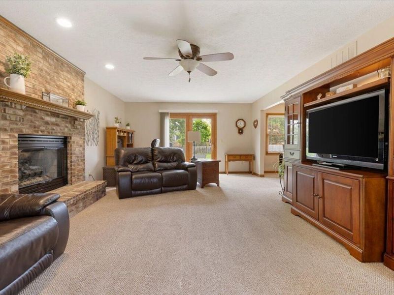 3344 Sea Turtle Drive, Dayton, OH 45414 Photo 9