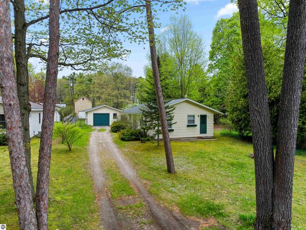 806 Livingston Street, Elk Rapids, MI 49629