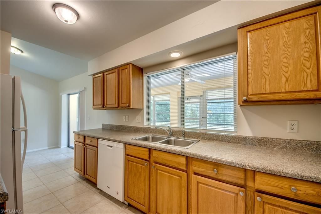 1315 SE 33rd Ter , Cape Coral, FL 33904 Photo