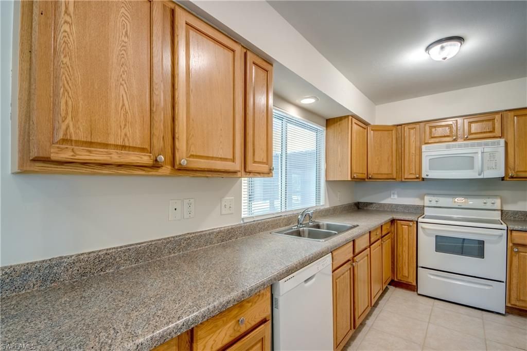1315 SE 33rd Ter , Cape Coral, FL 33904 Photo