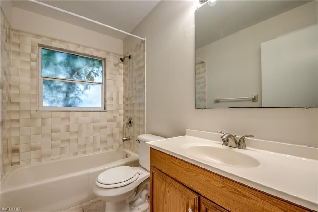 1315 SE 33rd Ter , Cape Coral, FL 33904 Photo