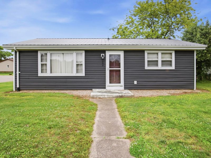 289 Elm Street , Duncan Falls, OH 43734 Photo 2