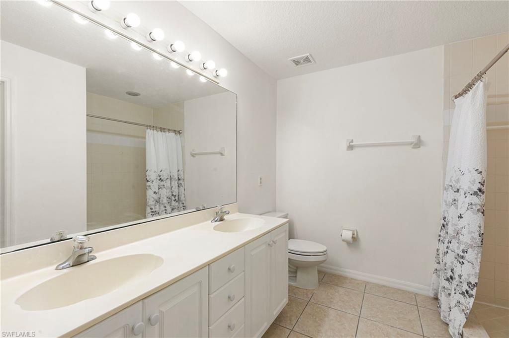 12340 Notting Hill Ln, Unit 23, Bonita Springs, FL 34135 Photo