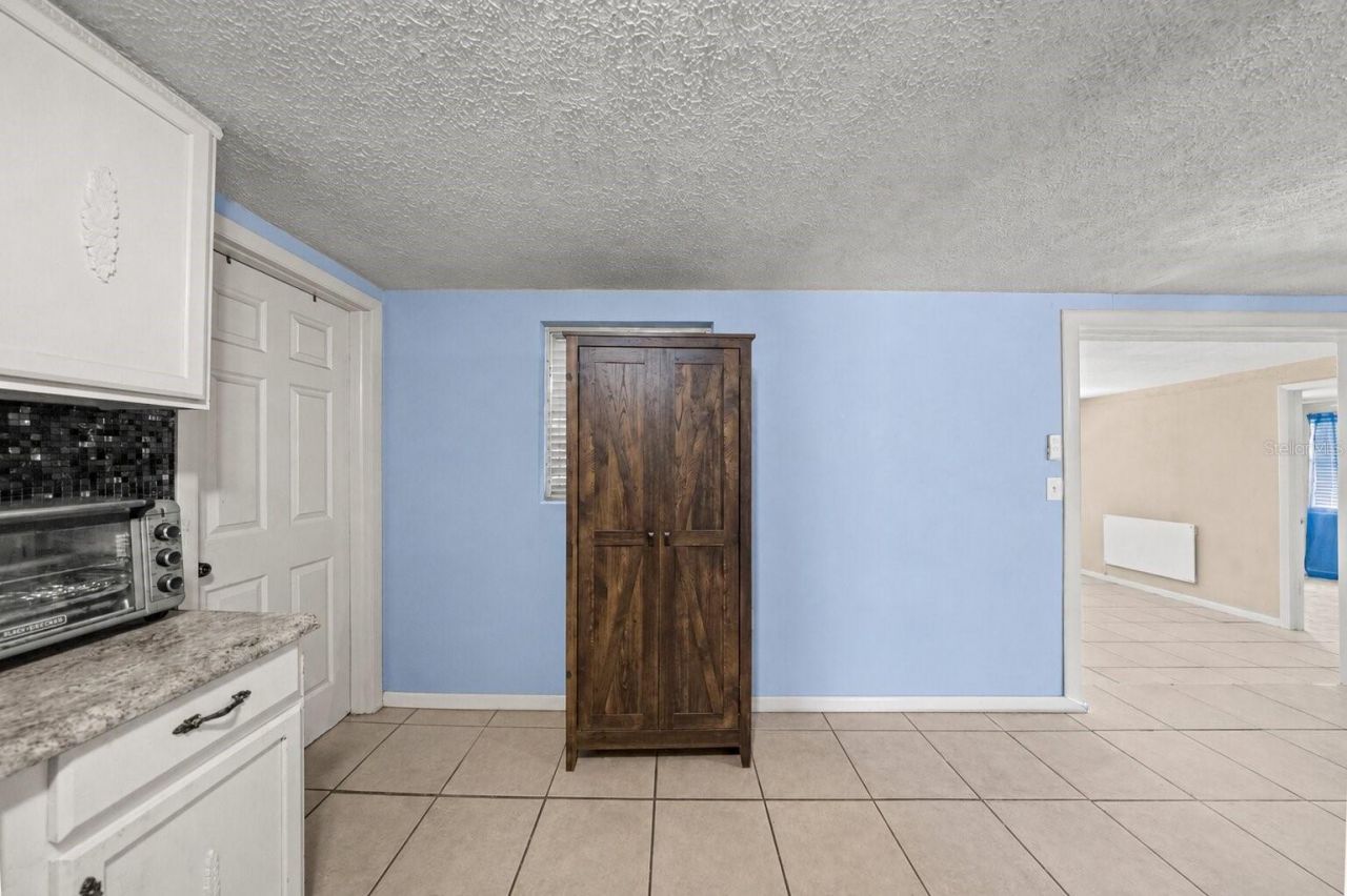 18 E Golden Street , Beverly Hills, FL 34465 Photo
