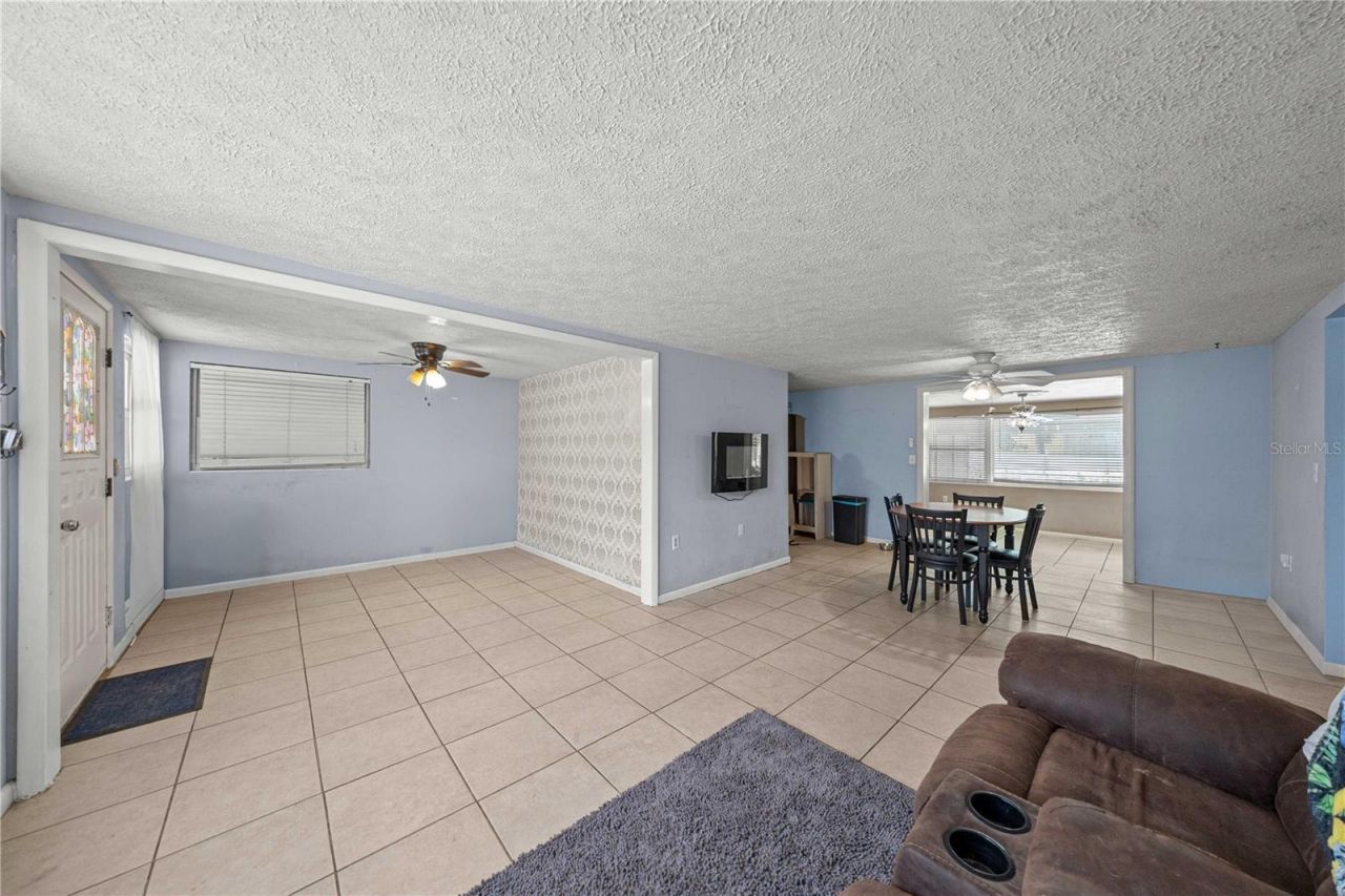 18 E Golden Street , Beverly Hills, FL 34465 Photo