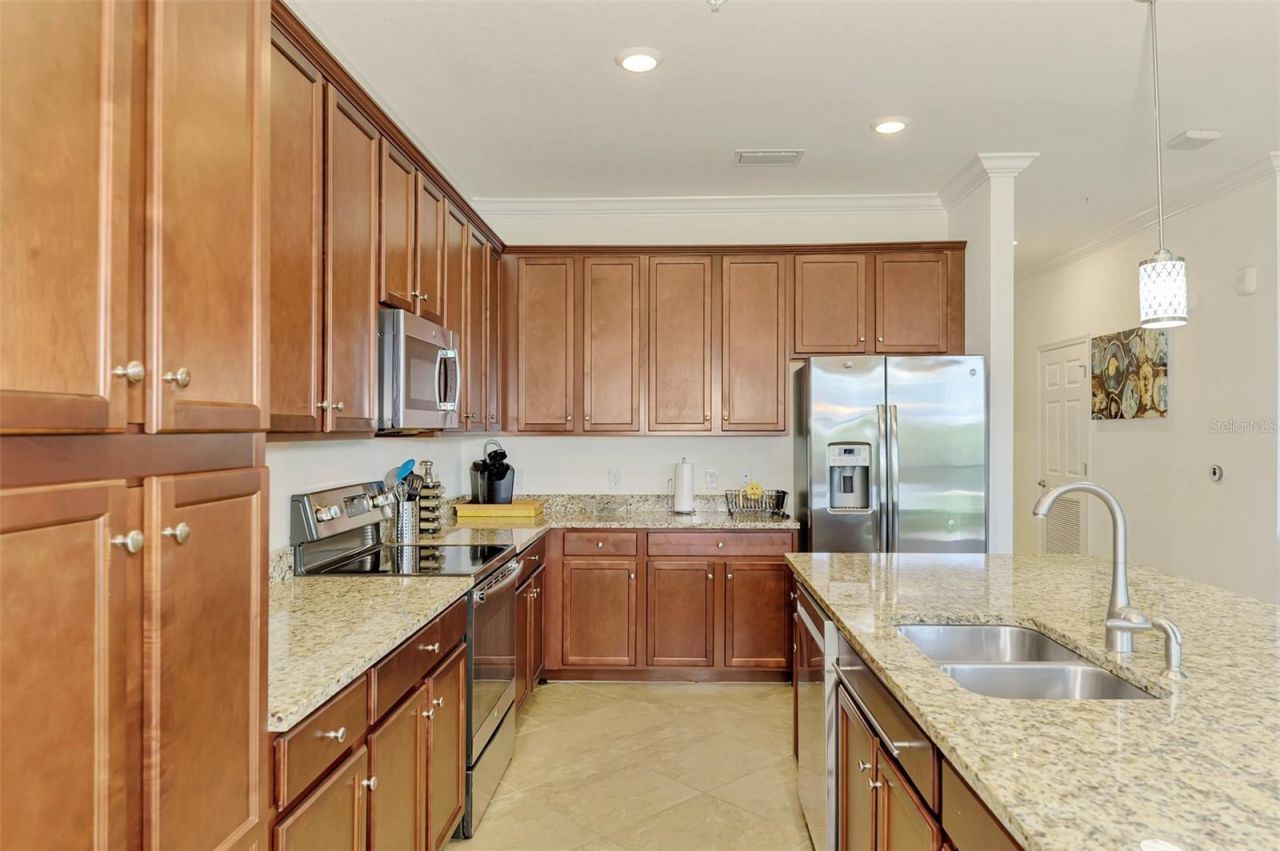 17108 Vardon Terrace, Unit 401, Bradenton, FL 34211 Photo