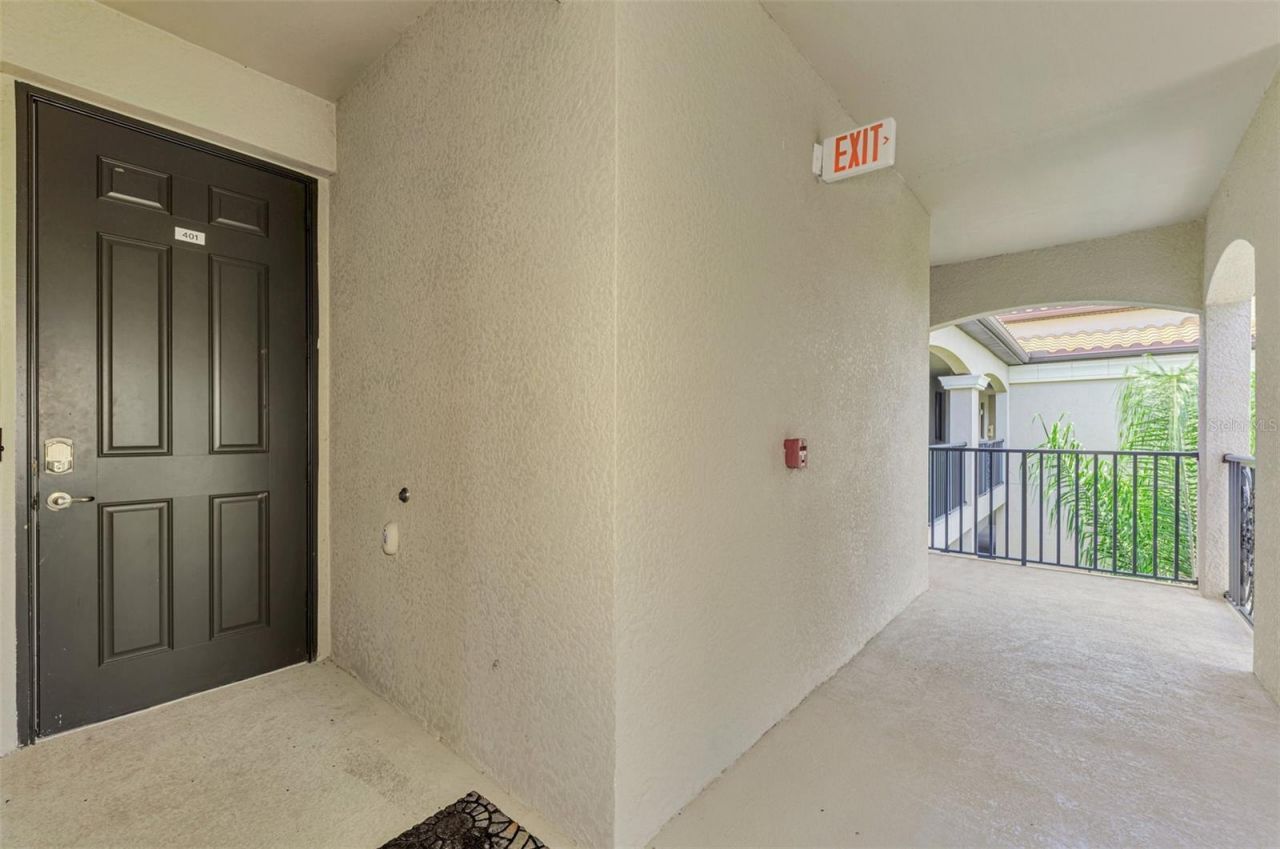 17108 Vardon Terrace, Unit 401, Bradenton, FL 34211 Photo