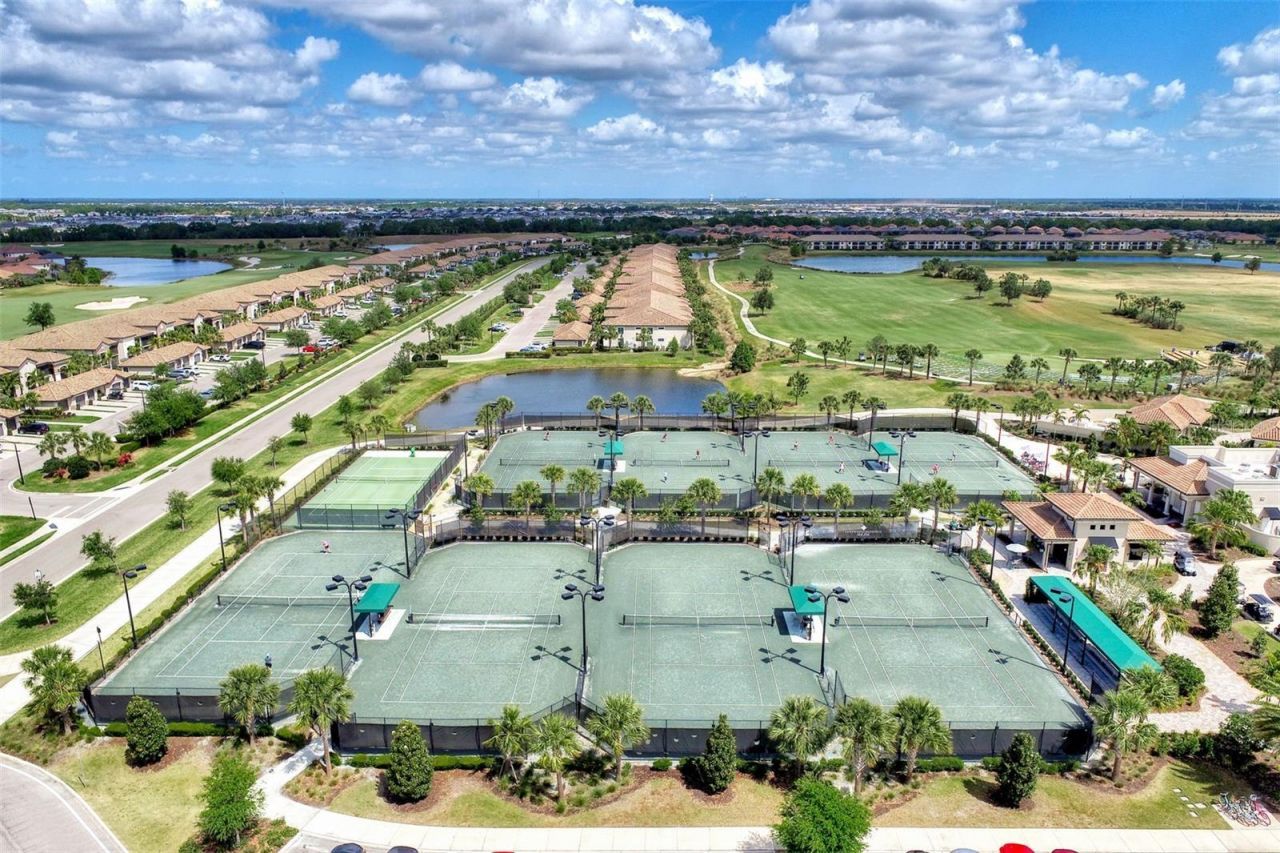 17108 Vardon Terrace, Unit 401, Bradenton, FL 34211 Photo
