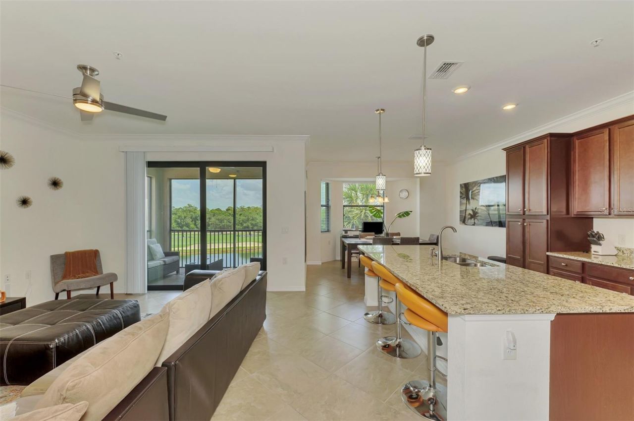 17108 Vardon Terrace, Unit 401, Bradenton, FL 34211 Photo