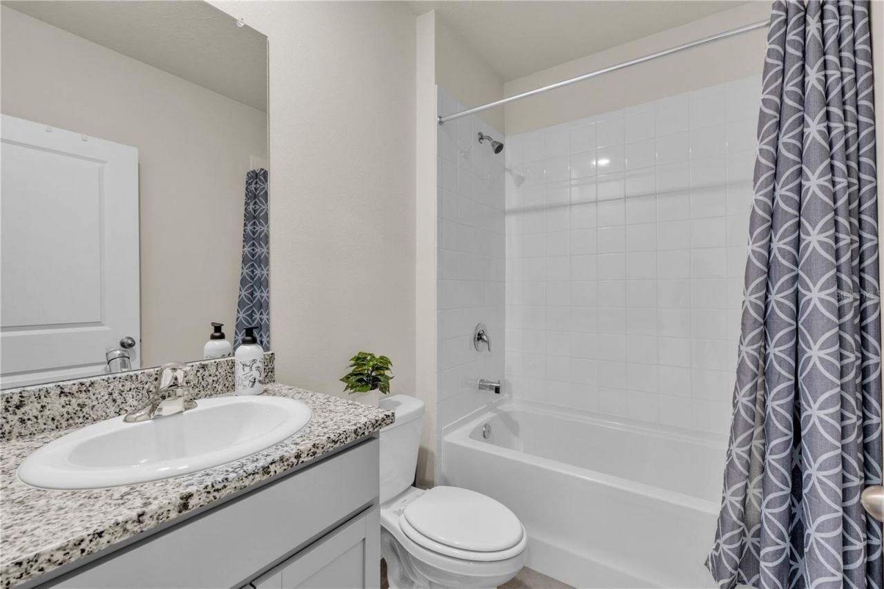 16905 Yard Spring Drive, Bradenton, FL 34211 Photo