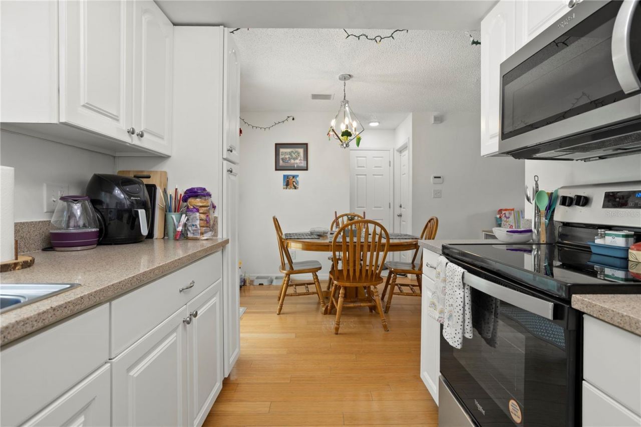 9711 Winder Trail, Orlando, FL 32817 Photo