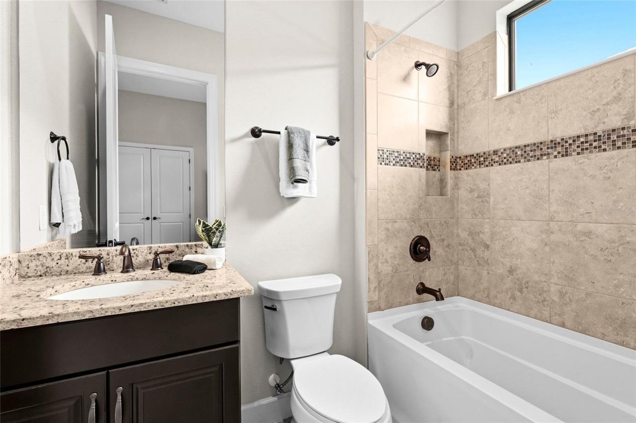 4828 Benito Court, Bradenton, FL 34211 Photo