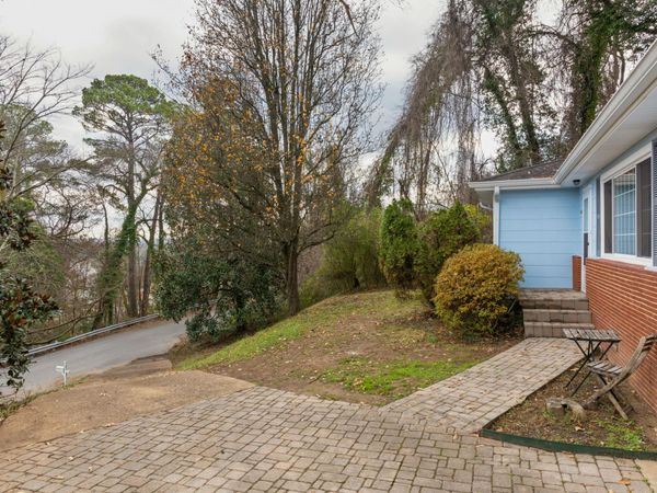 3820 Granada Drive, Chattanooga, TN 37411
