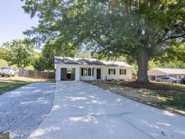 5933 Fieldstone Court, Clermont, GA 30527