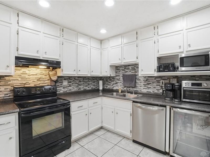 568 Georgia Drive, Xenia, OH 45385 Photo 13