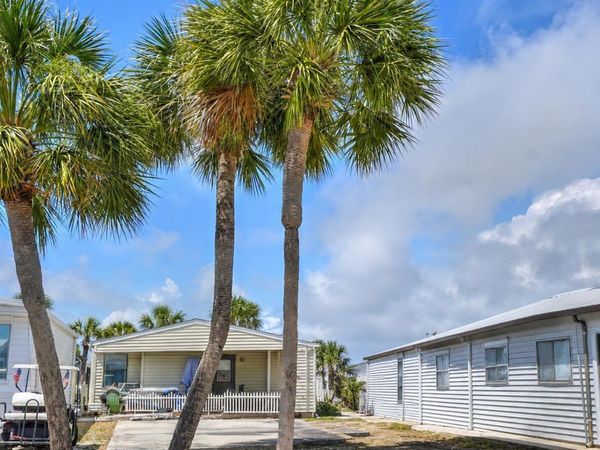 242 Barracuda Drive , Panama City Beach, FL 32408