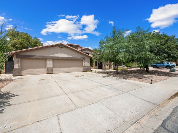 642 E SAGEBRUSH Street, Gilbert, AZ 85296