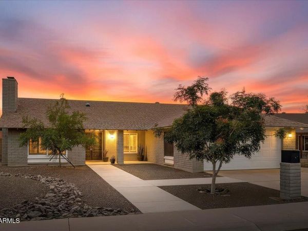 4611 W ECHO Lane, Glendale, AZ 85302