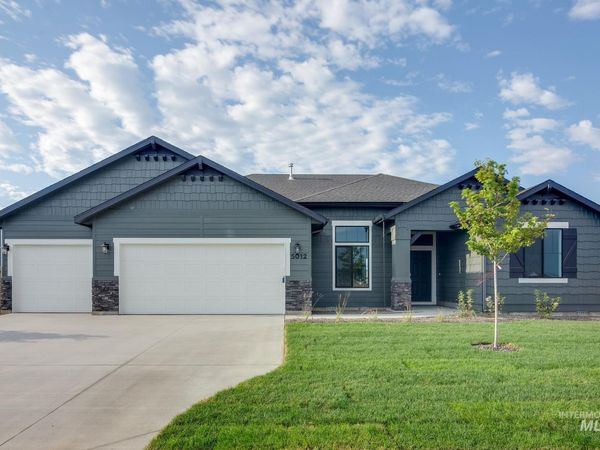 8286 E Cool River Lp, Nampa, ID 83687