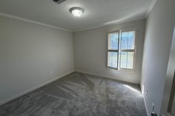 1038 N Guignard Drive  photo 4