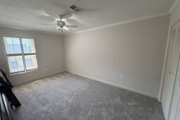 1038 N Guignard Drive  photo 4