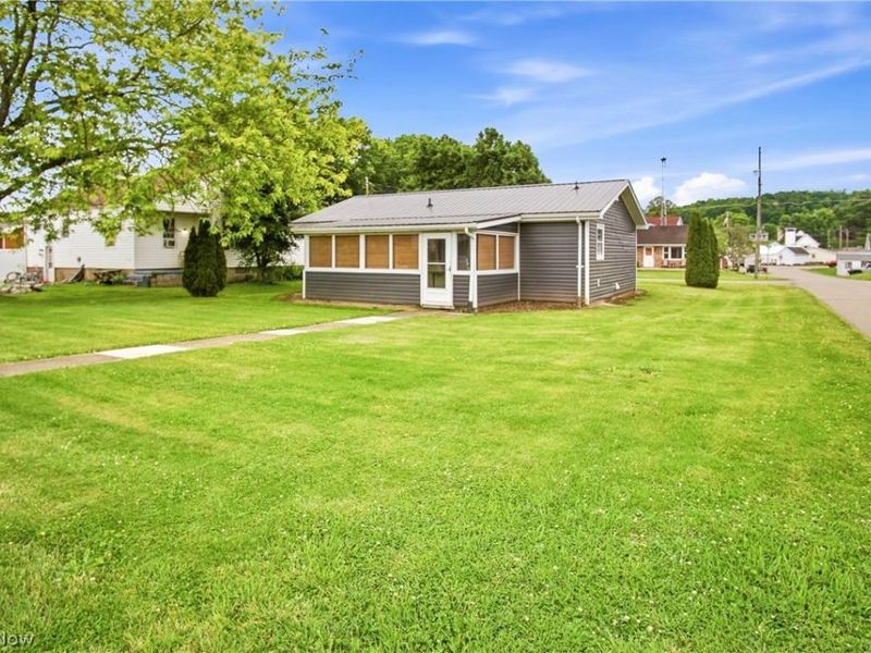 289 Elm Street, Duncan Falls, OH 43734 Photo 9