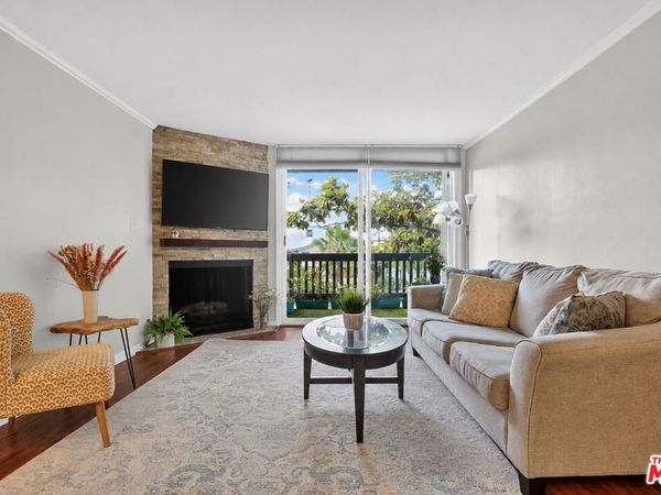 5003 Westpark Drive, Unit 103, North Hollywood, CA 91601