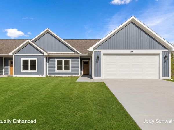 748 Noble Drive, Belding, MI 48809