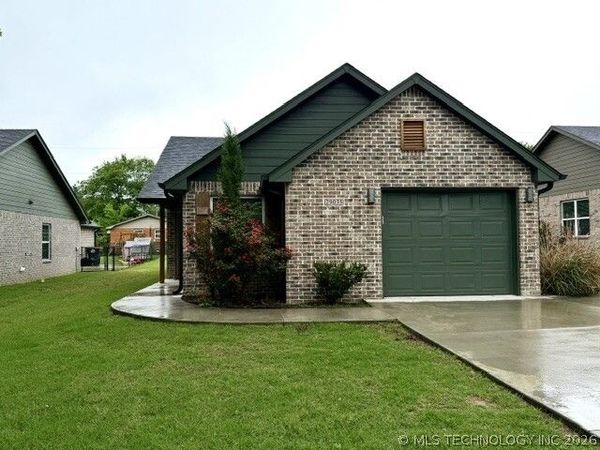 29035 E 153rd Street S, Coweta, OK 74429