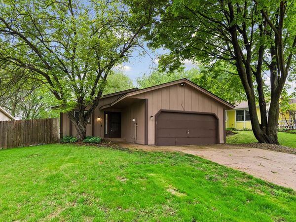 8450 Hiawatha Avenue, Eden Prairie, MN 55347