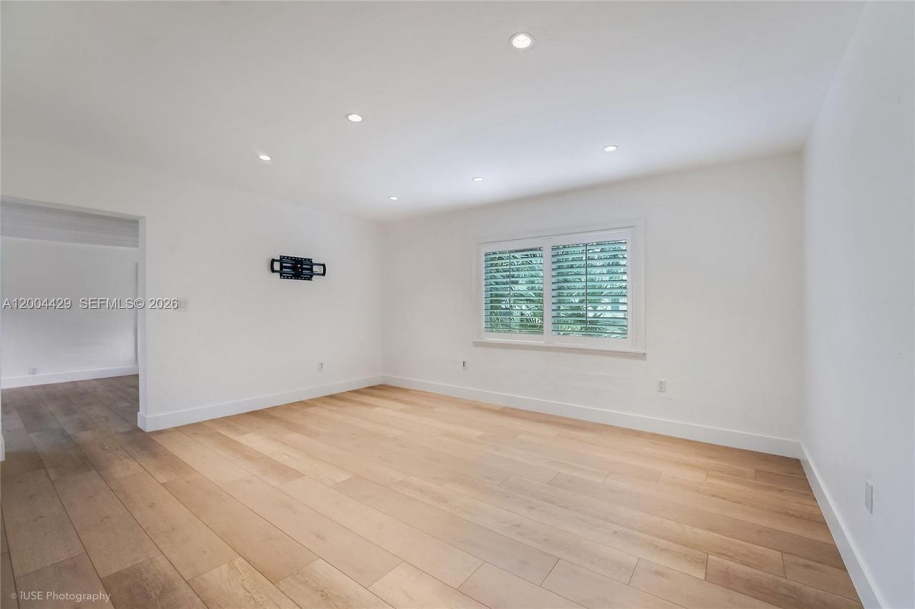 Please Call For Address, Miami, FL 33155 Photo