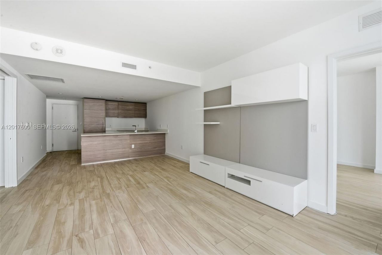 1300 S Miami Ave, Unit 1411, Miami, FL 33130 Photo