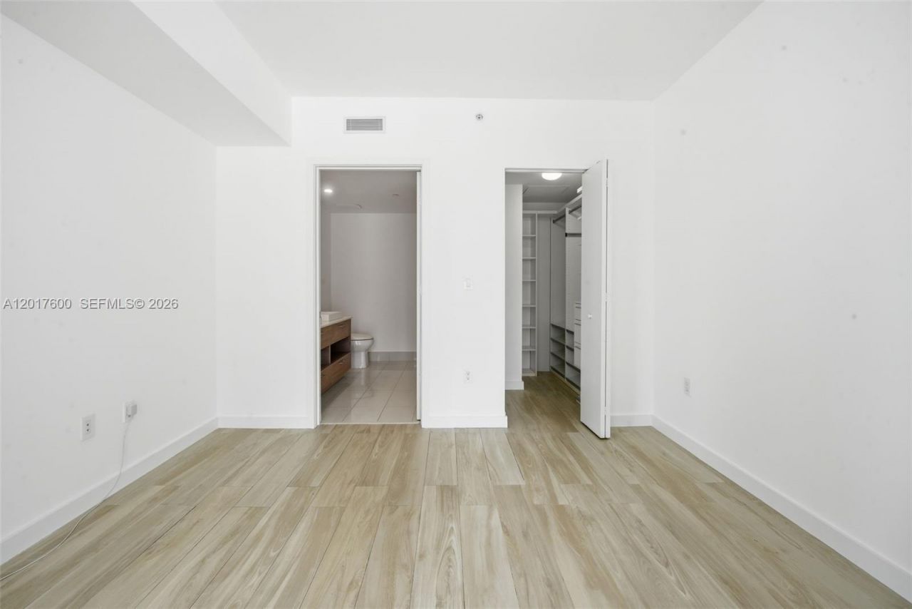 1300 S Miami Ave, Unit 1411, Miami, FL 33130 Photo