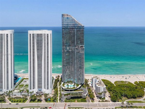 15701 Collins ave, Unit 3001, Sunny Isles Beach, FL 33160