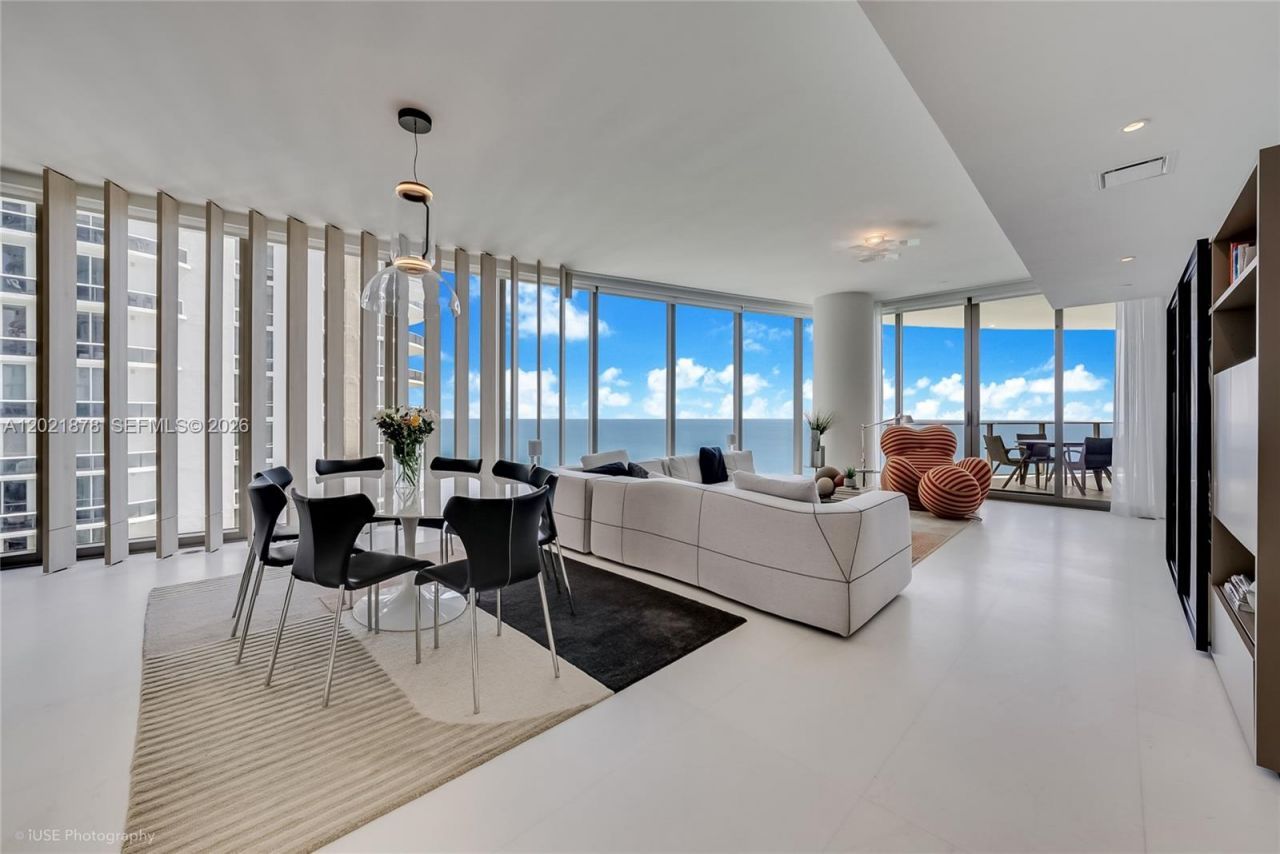 15701 Collins Ave , Unit 3001, Sunny Isles Beach, FL 33160 Photo