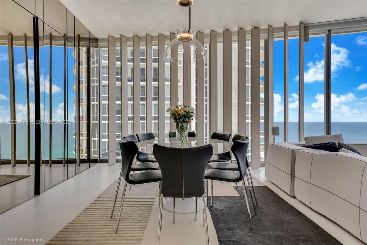 15701 Collins Ave , Unit 3001, Sunny Isles Beach, FL 33160 Photo