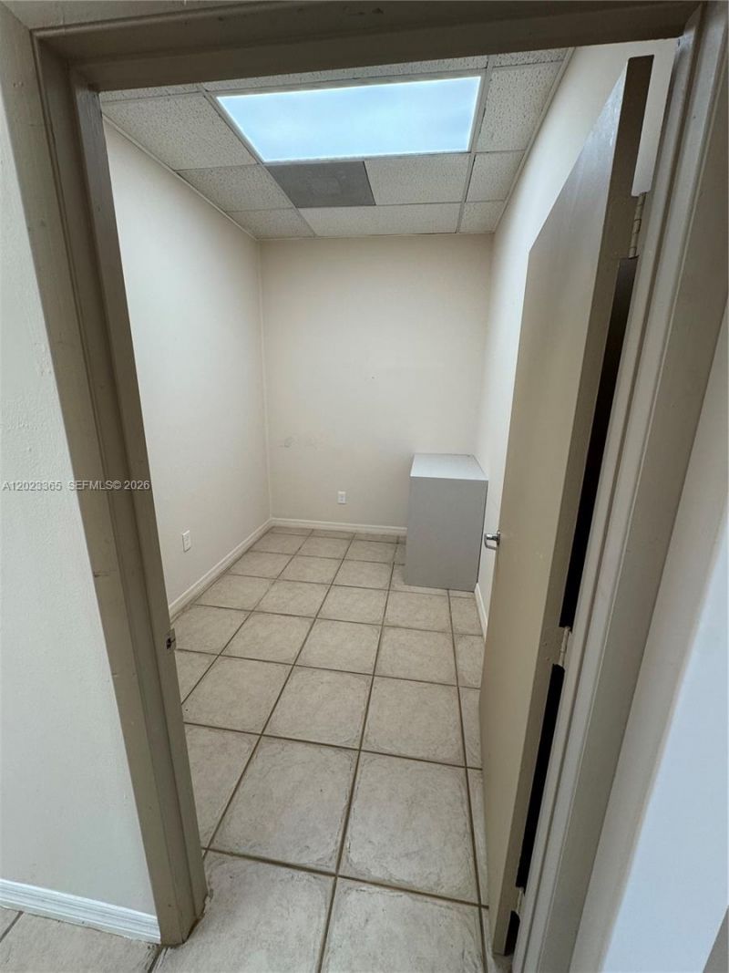 5788 SW 8th St , West Miami, FL 33144 Photo