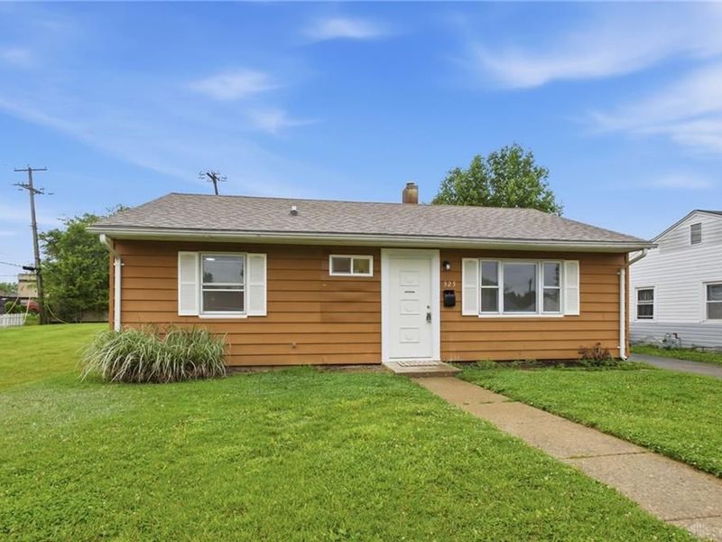 325 Gruen Drive, Springfield, OH 45505 Photo 3