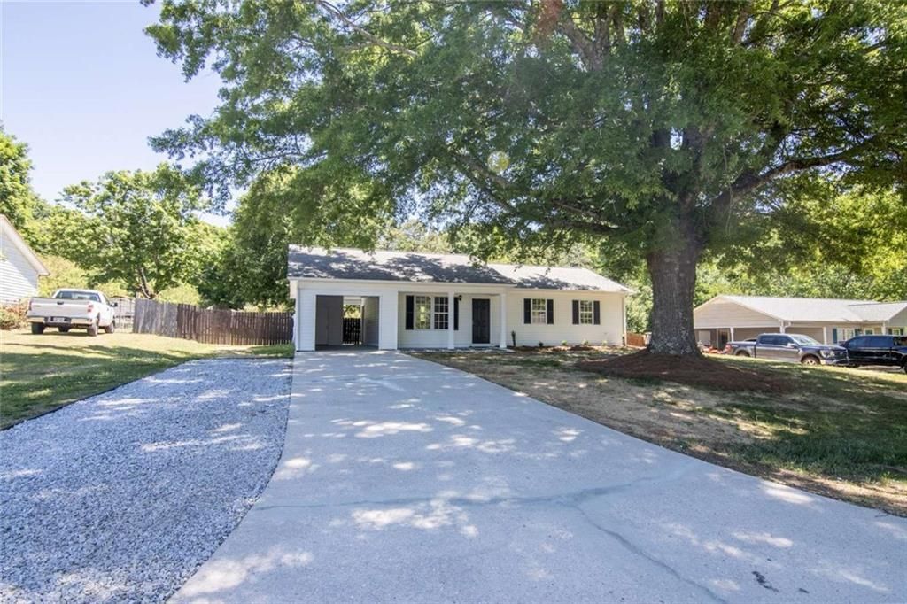5933 Fieldstone Court, Clermont, GA 30527 Main Photo