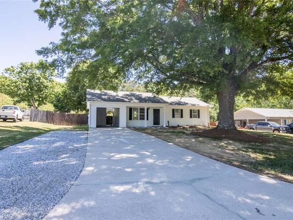 5933 Fieldstone Court, Clermont, GA 30527