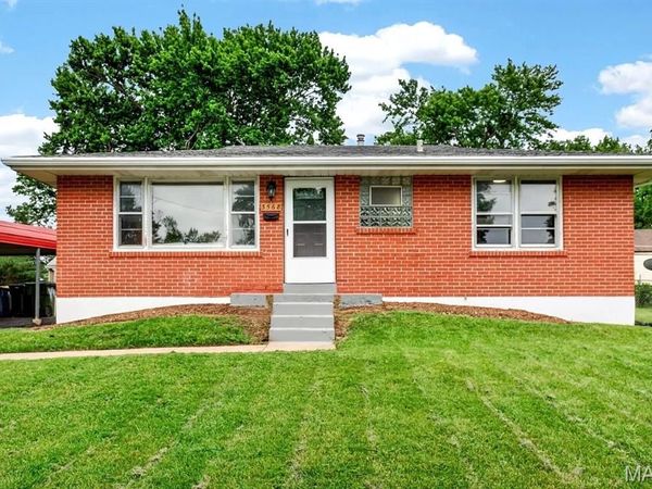 3568 Wright Avenue, St Ann, MO 63074